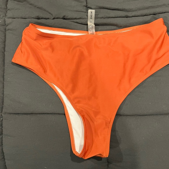 Bikini Bottom bundle - Picture 6 of 6